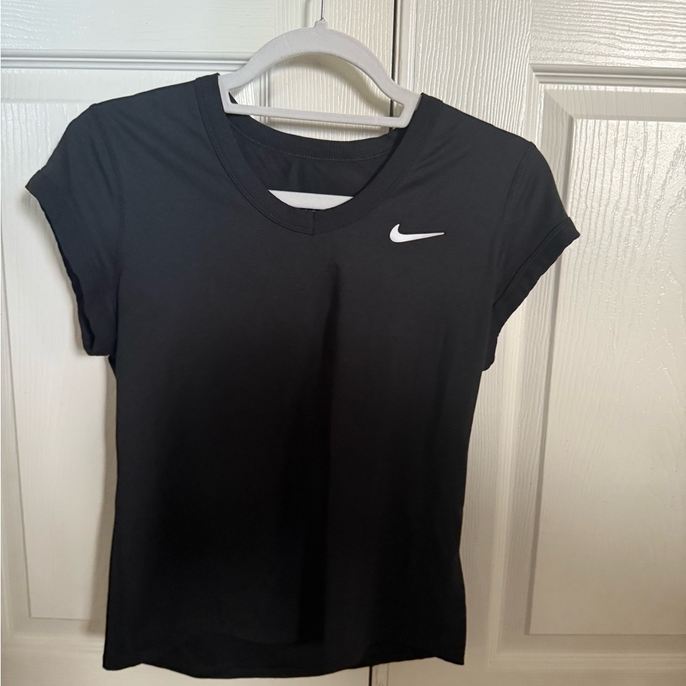Nike Women's Black Short Sleeve Tee